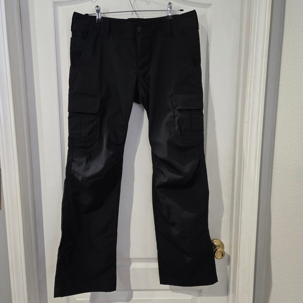 Under Armour Cargo Pants Womens 12 Black Excellent Tactical Loose Fit Utility